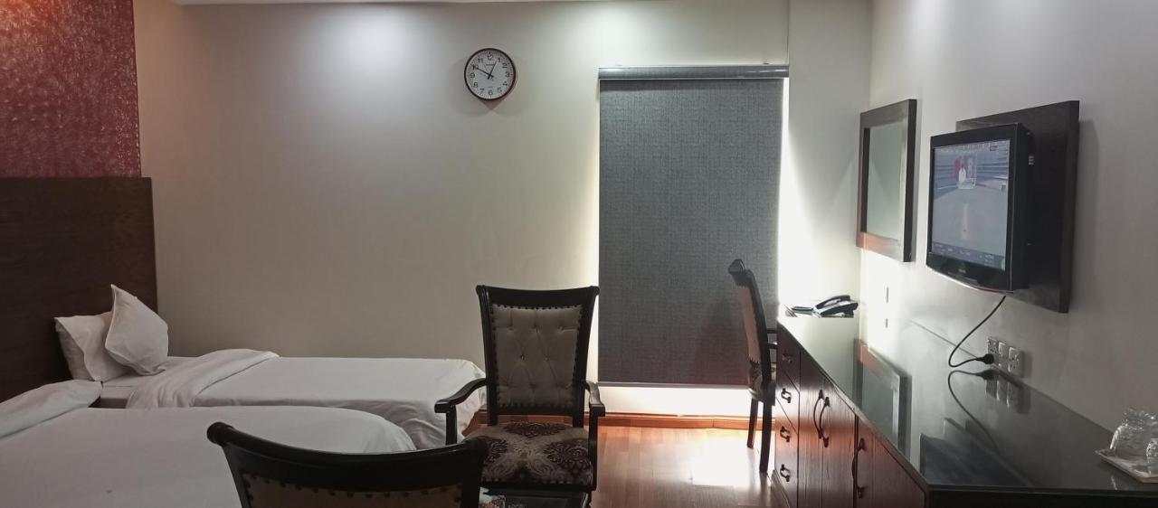 Hira Guest House Carachi Exterior foto