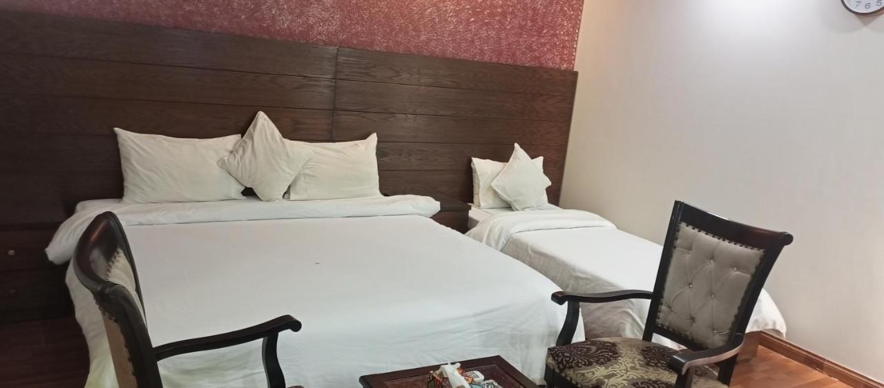 Hira Guest House Carachi Exterior foto